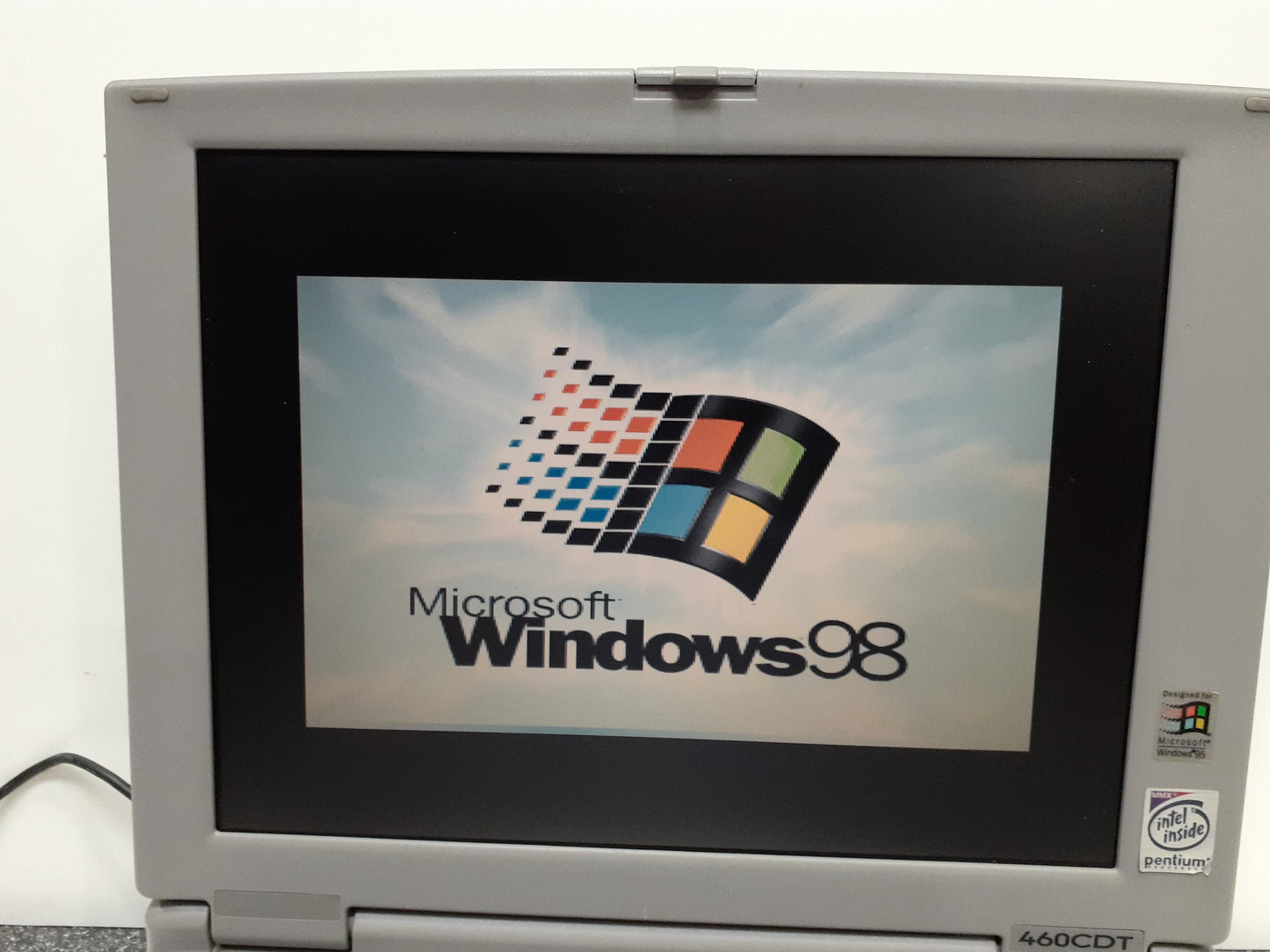 PA1251U Toshiba Laptop 460CDT Canada French- Vintage RARE