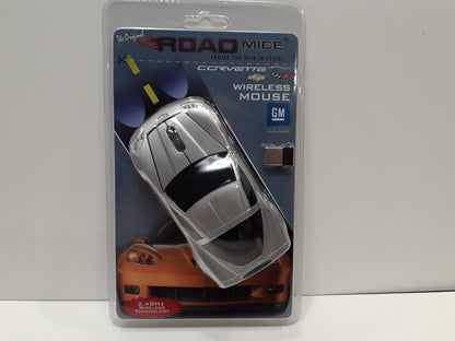 Road Mice RM-08CHCZSXA Chevrolet Corvette Optical Wireless Mouse — Silver